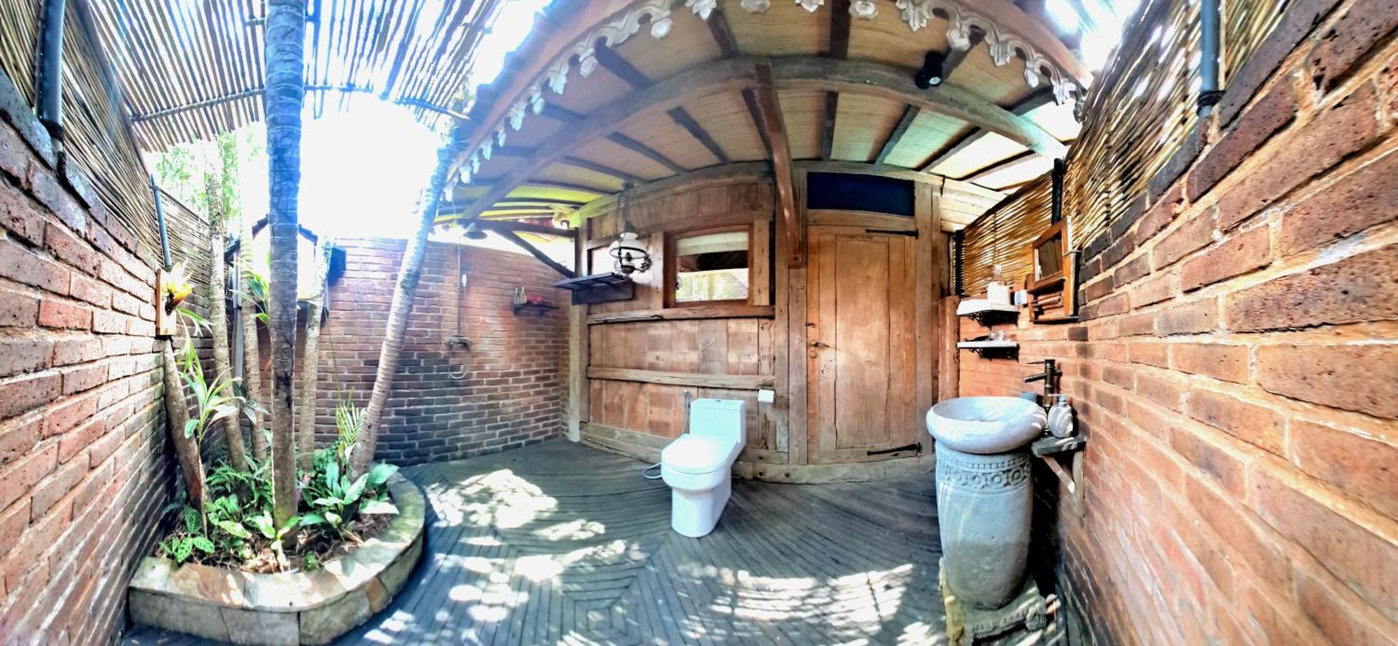 Ayu Dira Heritage House Ubud Exterior foto